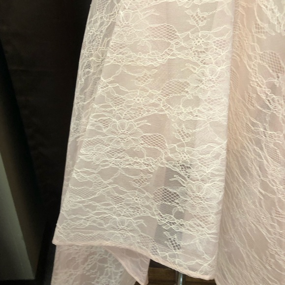 Just lowered price on all formals Stunning High Low Formal Wear Gown Pink size 0 - Picture 5 of 13